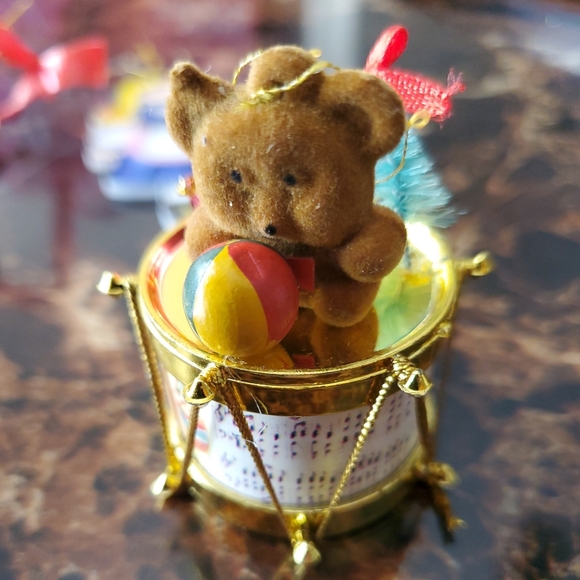 Huge Lot Of 90 Christmas Ornaments Assorted Vintage - Picture 7 of 12